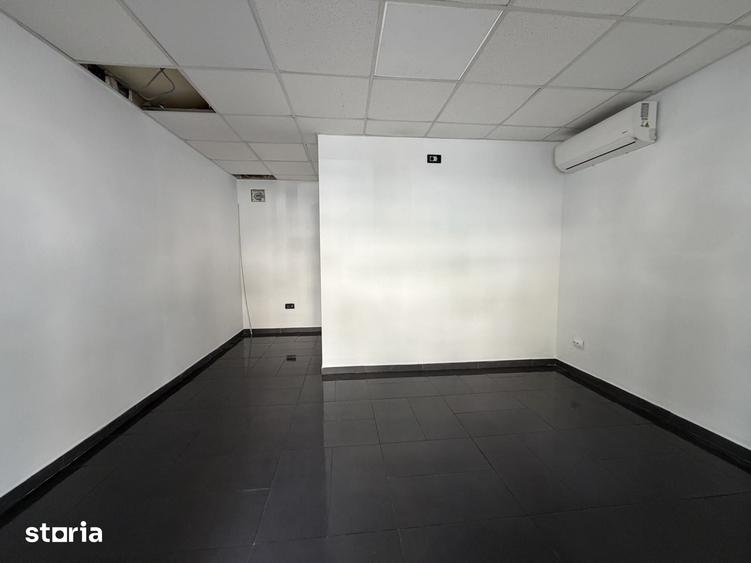 Spațiu comercial, de 18 mp, în Central