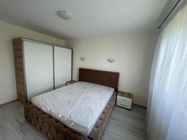 Casă cu 2 camere cu Teren 700 Mp în Piscu