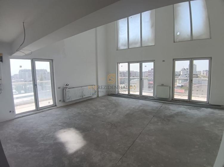 Apartament cu 5 camere decomandat în 13 Septembrie