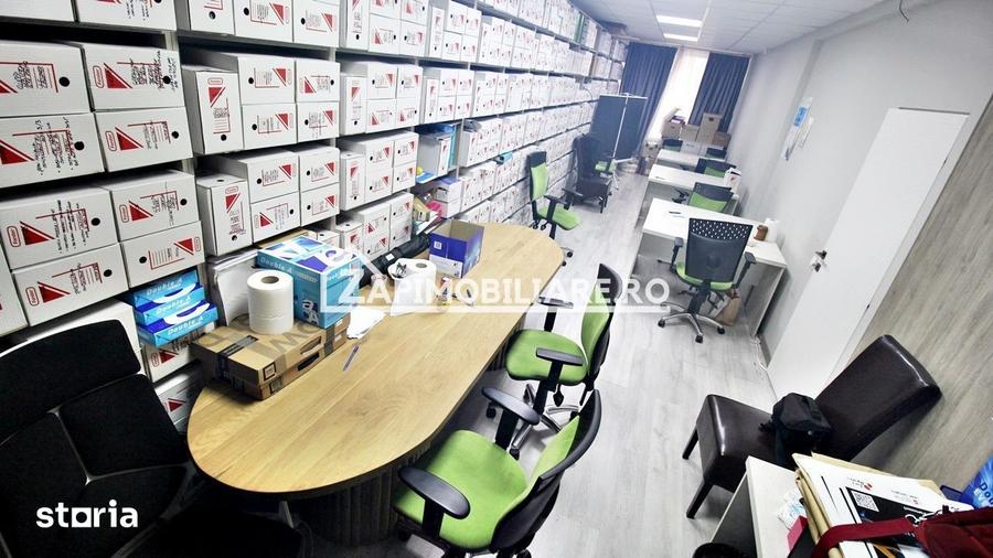 Spațiu comercial, de 220 mp, în Central