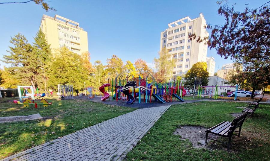 Apartament cu 2 camere semidecomandat, mobilat în Gheorgheni