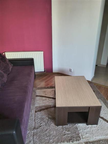Apartament cu 2 camere decomandat, mobilat în Centru Civic