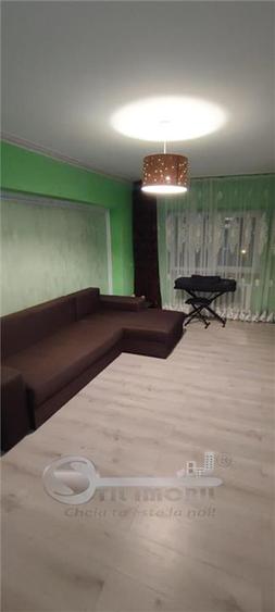 Apartament cu 3 camere decomandat în Dacia