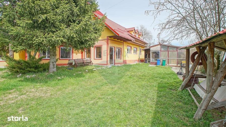 Casă cu 4 camere în Moieciu