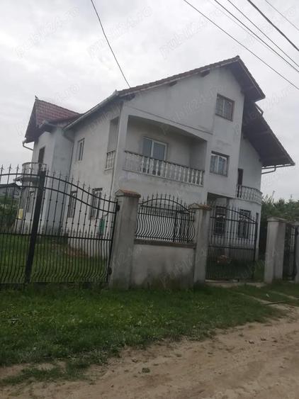 Casă cu 4 camere în Turda