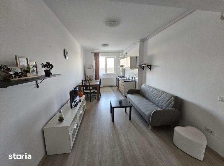 Apartament cu 2 camere semidecomandat, mobilat în Vitan