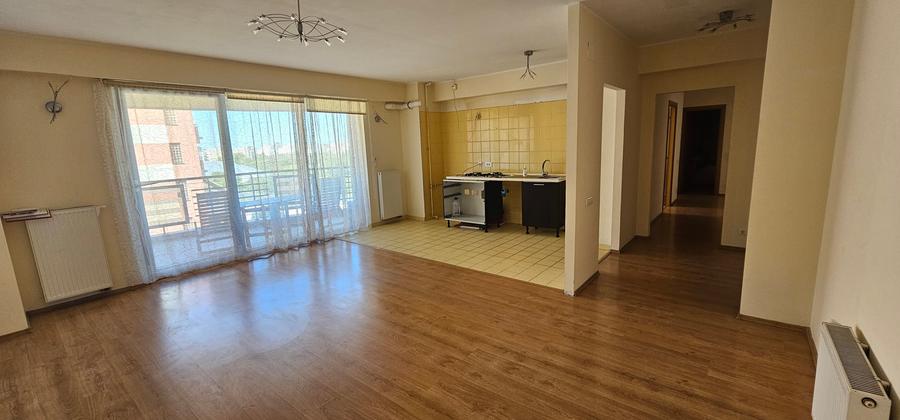 Apartament cu 3 camere decomandat, mobilat în Barbu Văcărescu