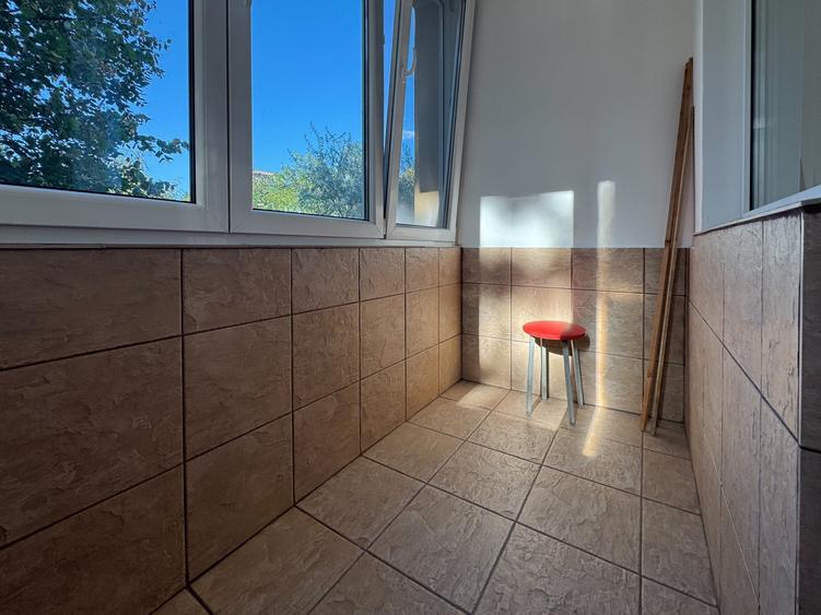 Apartament cu 2 camere semidecomandat, mobilat în Gheorgheni