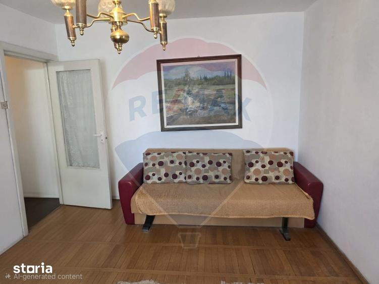 Apartament cu 3 camere semidecomandat în Tipografilor
