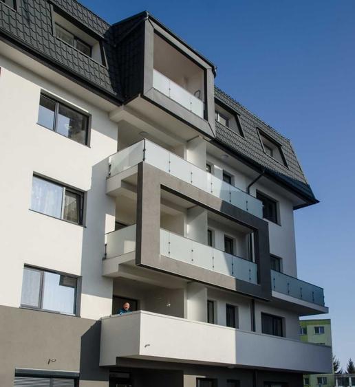Apartament cu 2 camere decomandat în Est