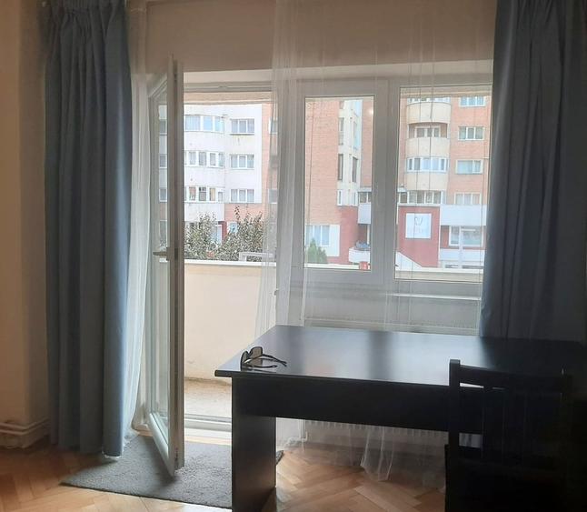 Brasov Vanzare 3 camere complet renovat zona pietonala Racadau - 8