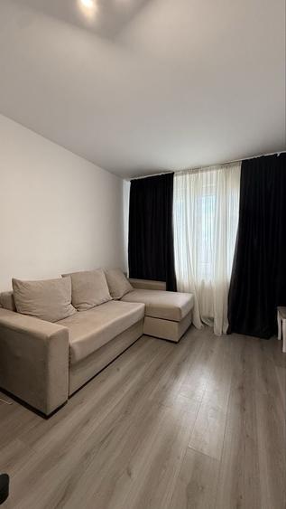 Apartament cu 3 camere decomandat în Rahova