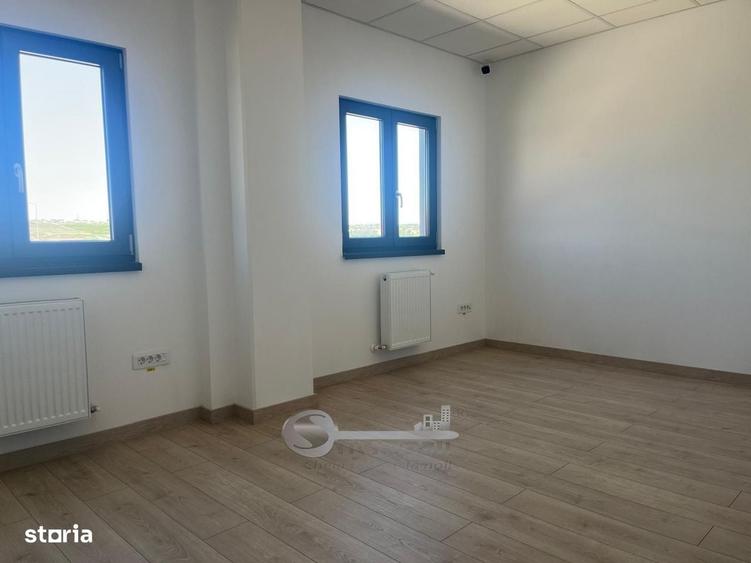 Spațiu comercial, de 160 mp, în Uricani