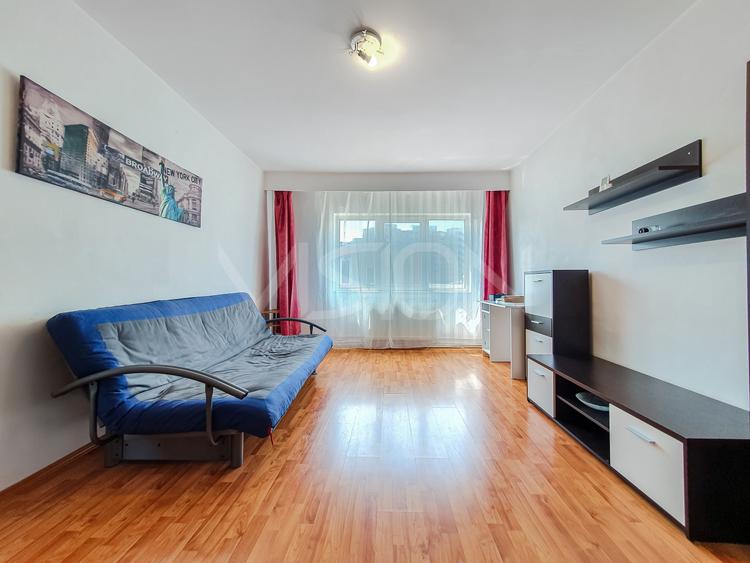 Apartament cu 3 camere decomandat în Mărăști
