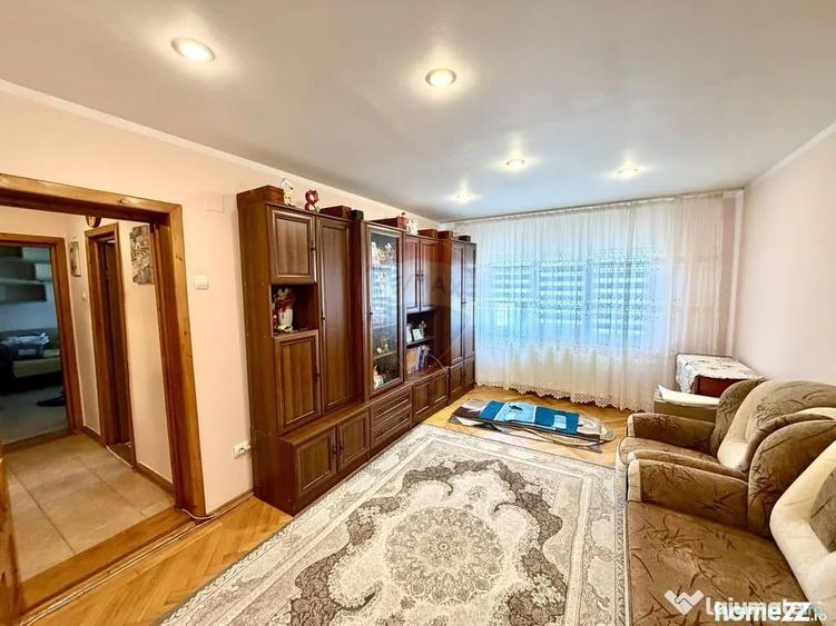 Apartament cu 2 camere decomandat în Bahne