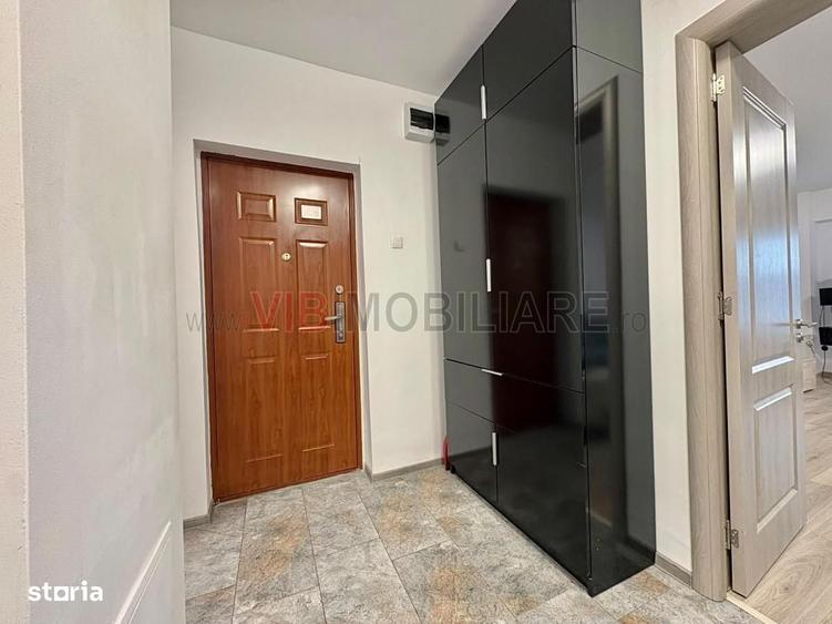 Apartament cu 3 camere decomandat în Păcii