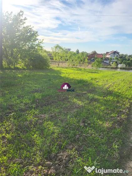 Casă cu Teren 5600 Mp în Ciofliceni