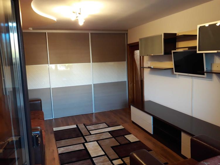 inchiriez apartament 2 camere - 14