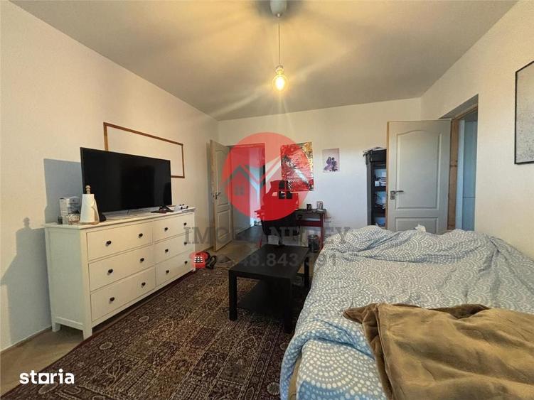 Apartament cu 3 camere decomandat în Faleză