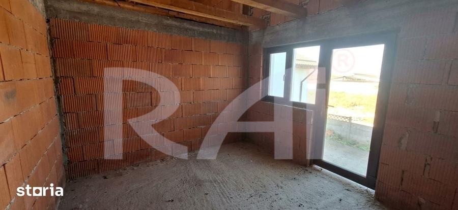Casă cu Teren 500 Mp în Malu Mare