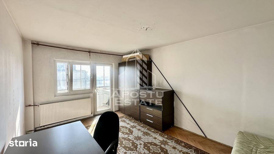 Apartament cu 2 camere decomandat în Aradului