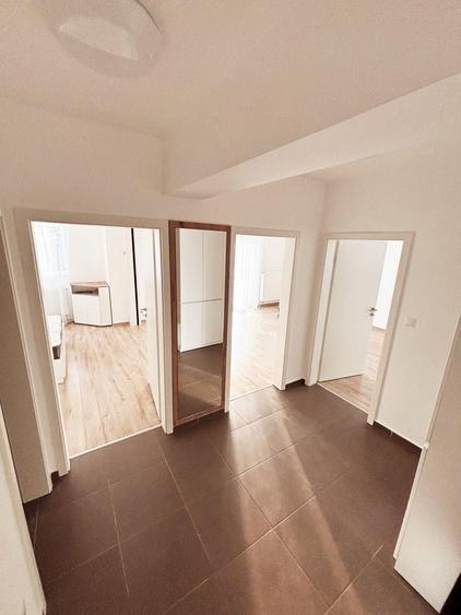 Apartament cu 2 camere decomandat în Avantgarden