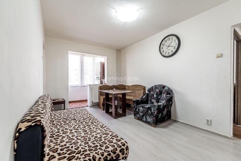 Apartament cu 3 camere, etaj 1 + loc de parcare pe Aleea Predeal