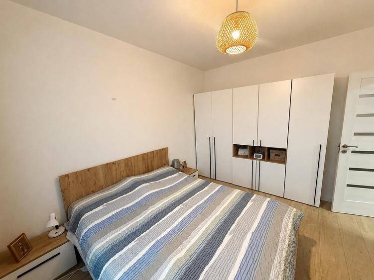 Apartament cu 2 camere semidecomandat în Florești