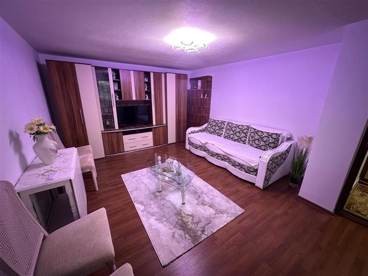 Casă individuală cu 3 camere cu Canalizare în Galata