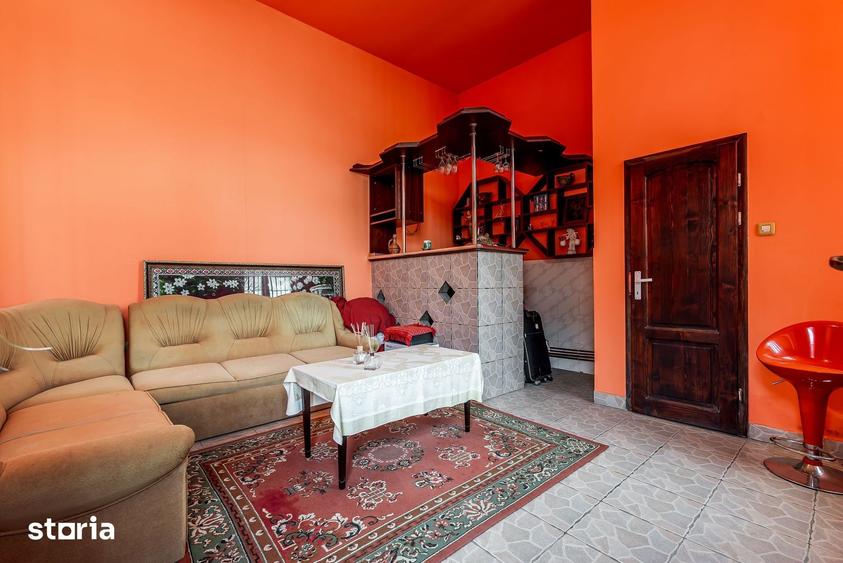Apartament cu 3 camere, mobilat în Central
