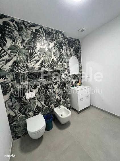 Spațiu comercial, de 175 mp, în Cristian
