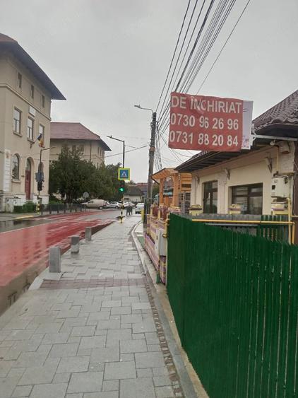 Spațiu comercial, de 100 mp, în Central