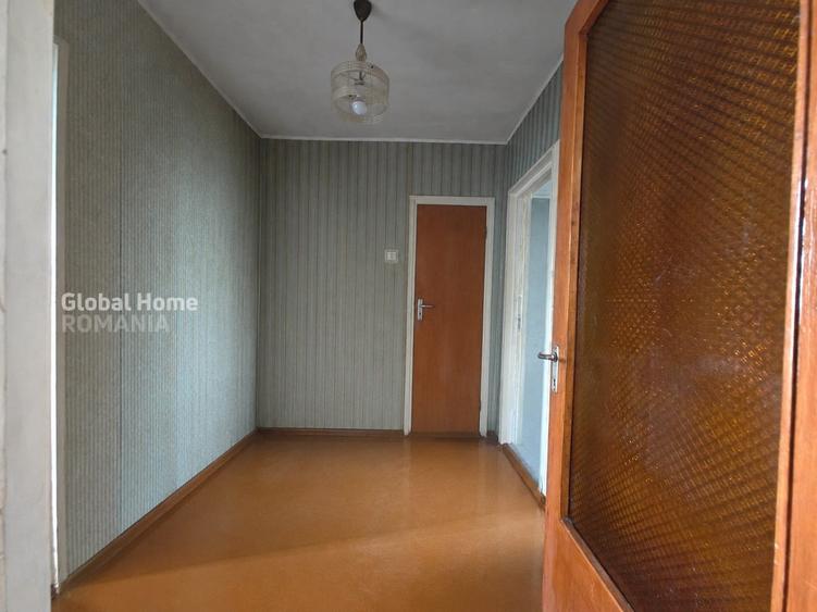 Apartament cu 3 camere semidecomandat în Drumul Taberei