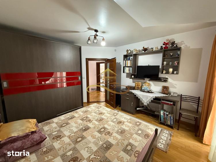 Casă cu 5 camere cu Teren 760 Mp în Măgura