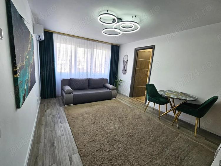 Apartament cu 2 camere semidecomandat în Central