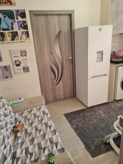 Apartament cu 2 camere semidecomandat în Bucur Obor