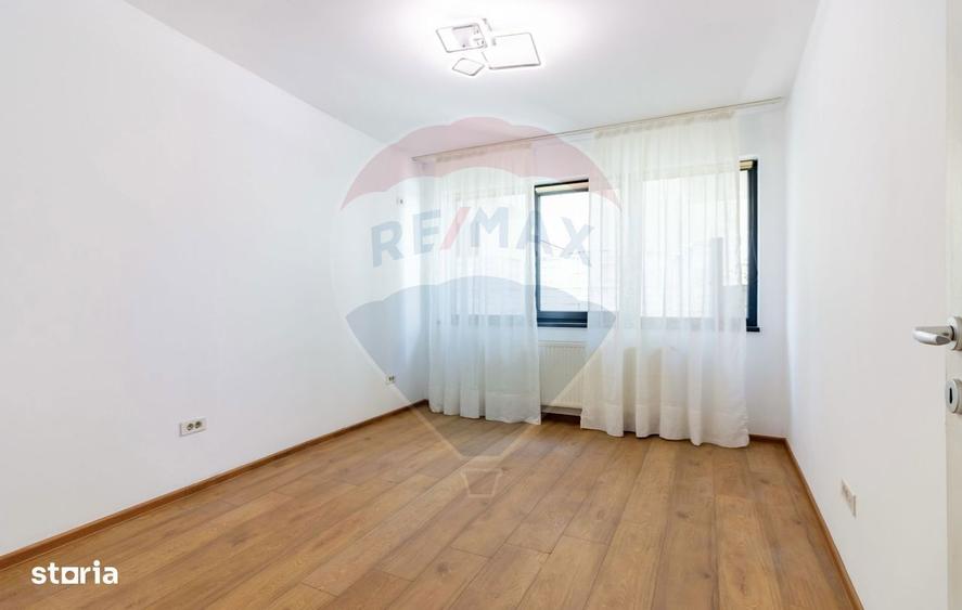 Apartament cu 3 camere, mobilat în Dămăroaia