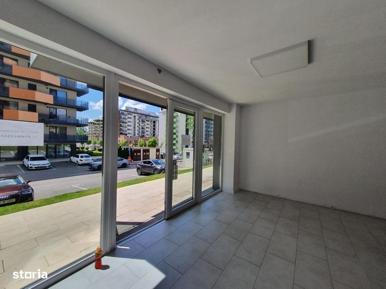 Spațiu comercial, de 67 mp, în Sopor