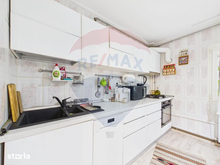 Apartament cu 6 camere, mobilat în Rahova