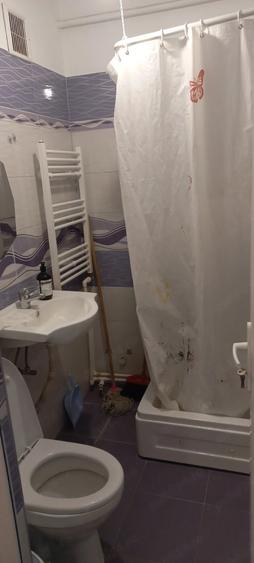 Garsonieră decomandată în Nord