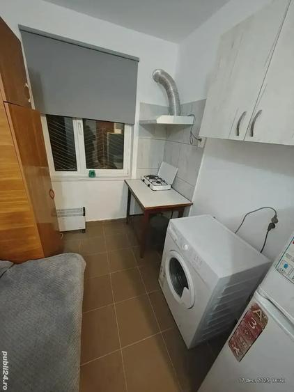 Garsonieră decomandată în Central