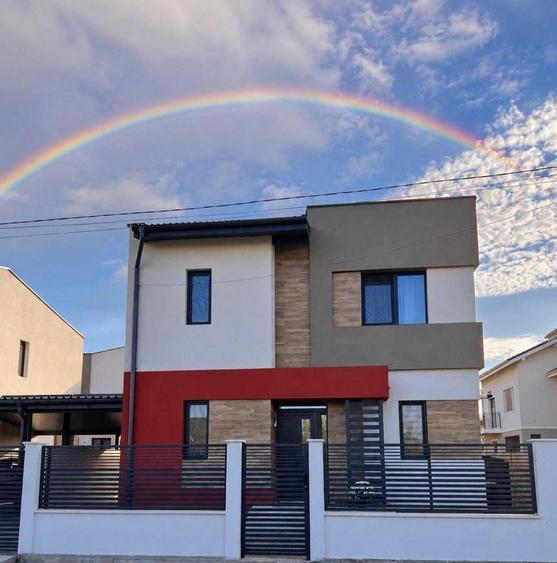 Casă cu 4 camere în Giroc