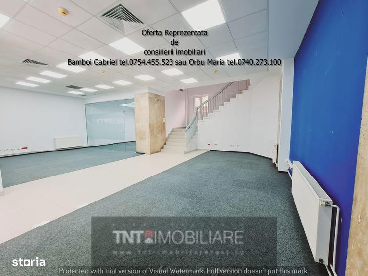 Spațiu comercial, de 429 mp, în Centru Civic