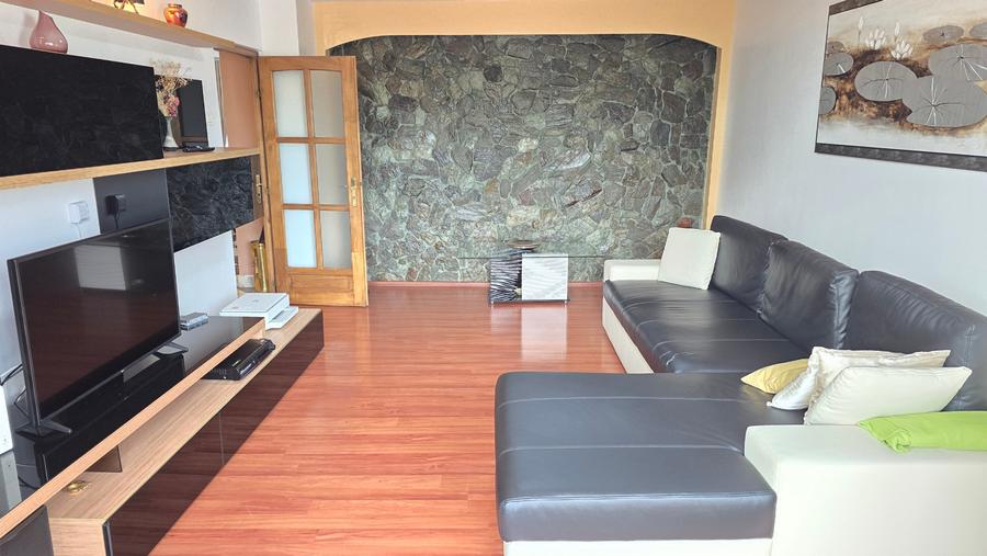 Apartament cu 4 camere decomandat în Dorobanți