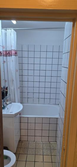 Apartament cu 2 camere decomandat în Colentina