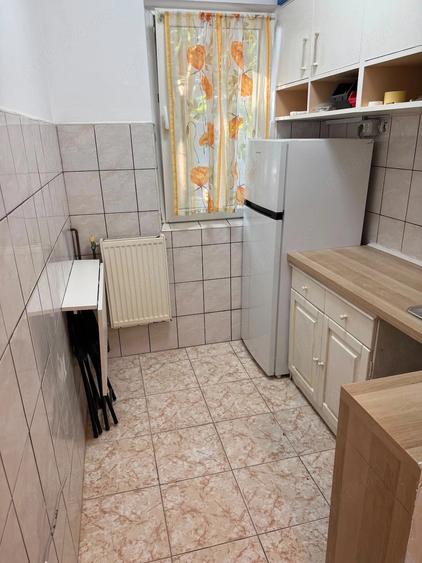 Garsonieră decomandată în Complex Studențesc