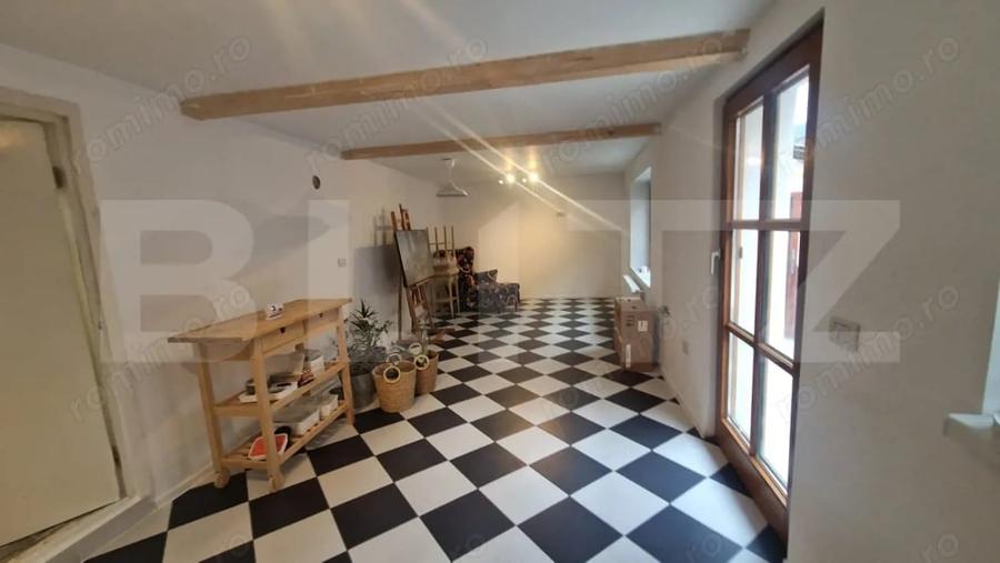 Casă cu 3 camere cu Teren 305 Mp în Central