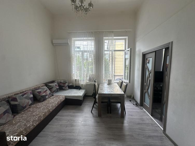 Apartament cu 7 camere în Centrul Civic