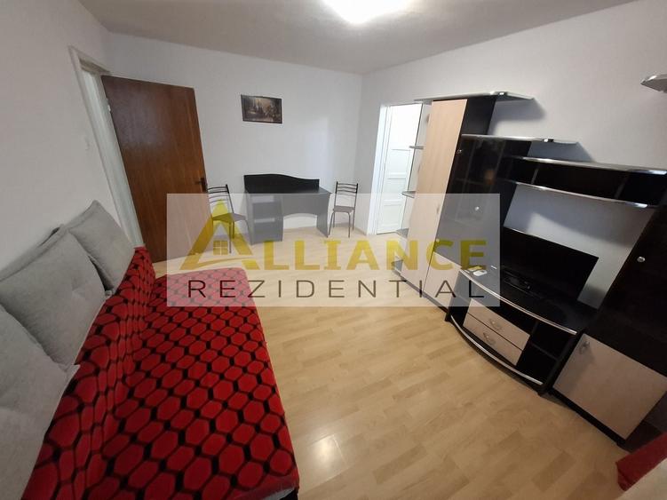 Apartament cu 2 camere decomandat, mobilat în Progresul