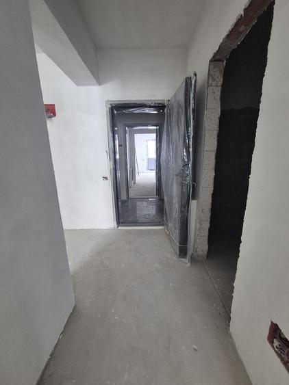 Apartament cu 2 camere decomandat în Theodor Pallady